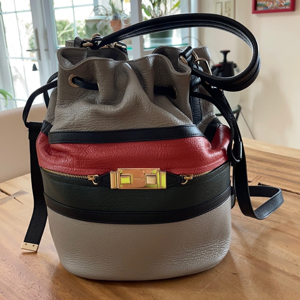 FURLA genuine leather tri-color bucket bag NEW